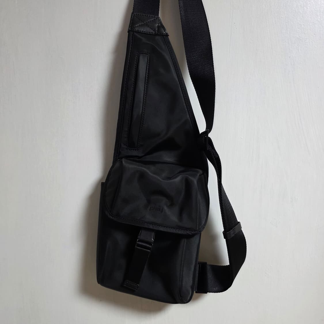 준지 나일론 슬링백 상품이미지2