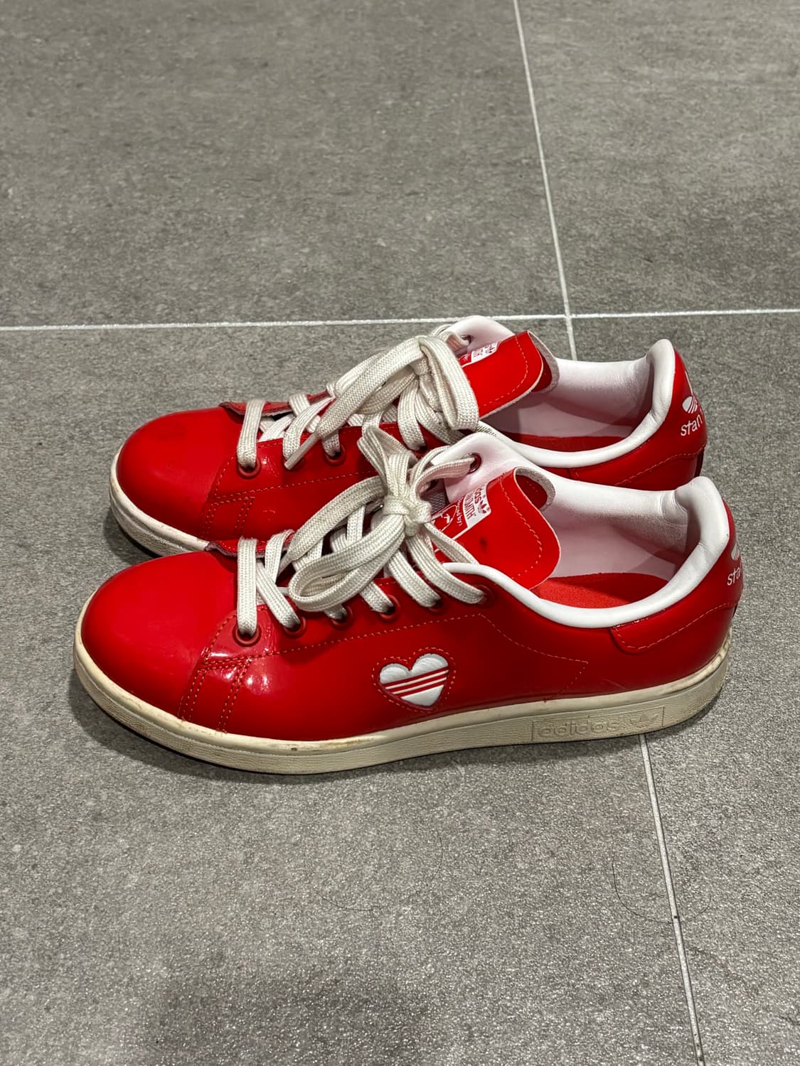 아디다스 스탠스미스 발렌타인 리미티드 225 상품이미지3
