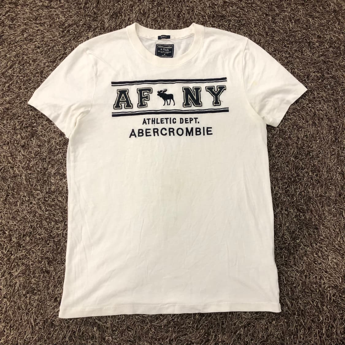 아베크롬비 화이트 로고 반팔 티셔츠 상품이미지1