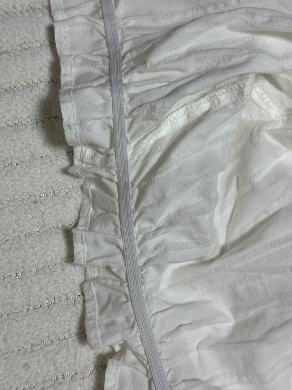 스컬프터 Ruffle Eyelet Crop Blouse White 상품이미지9