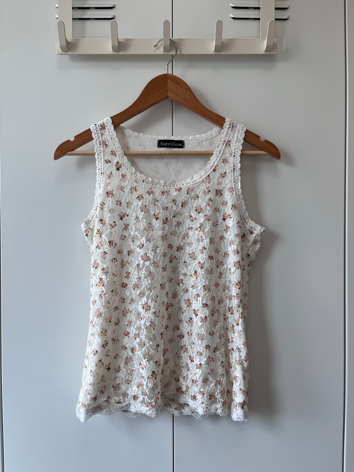 Sorridere 잔꽃 레이스 슬리브리스 상품이미지1