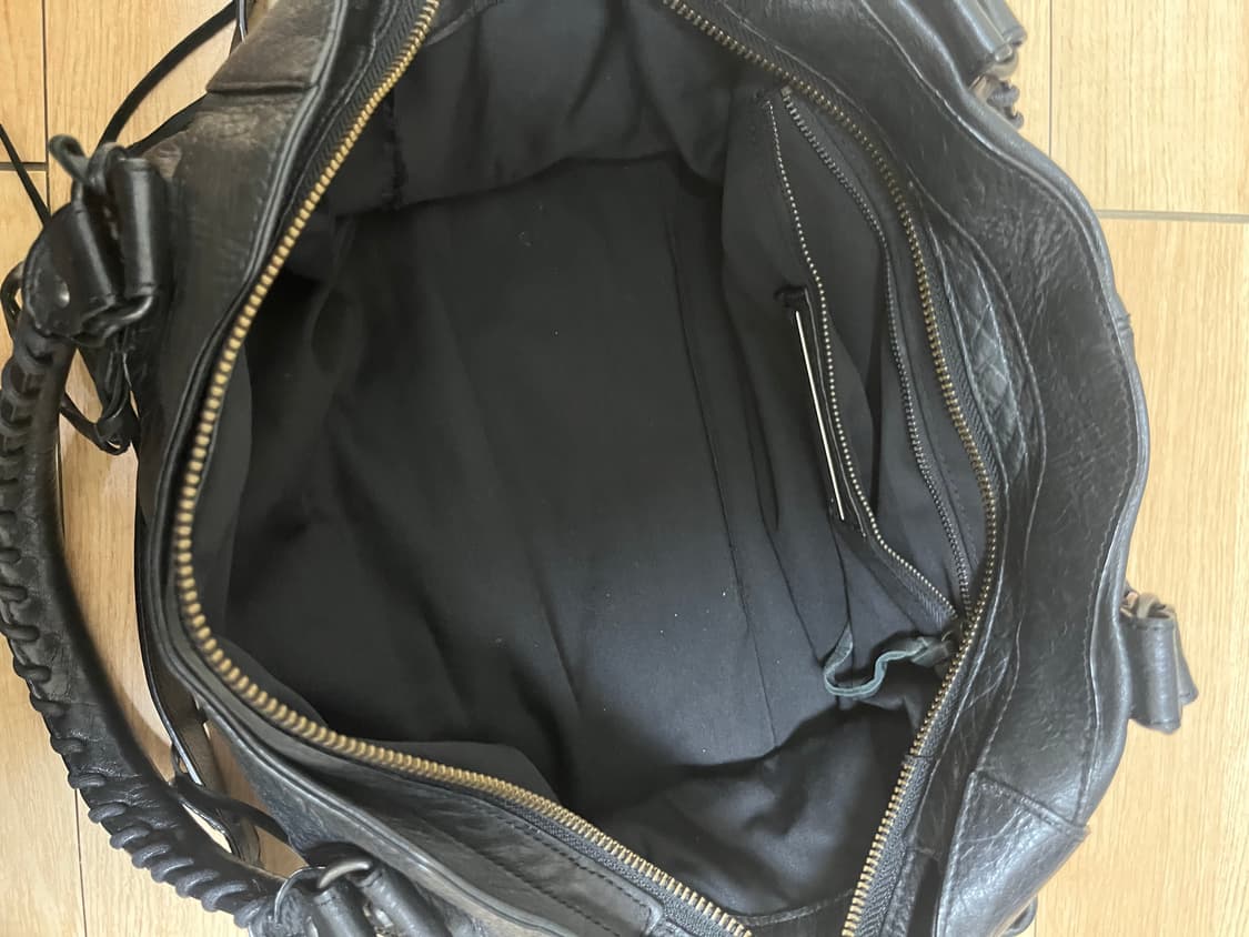 발렌시아가 모터백 블랙 상품이미지6