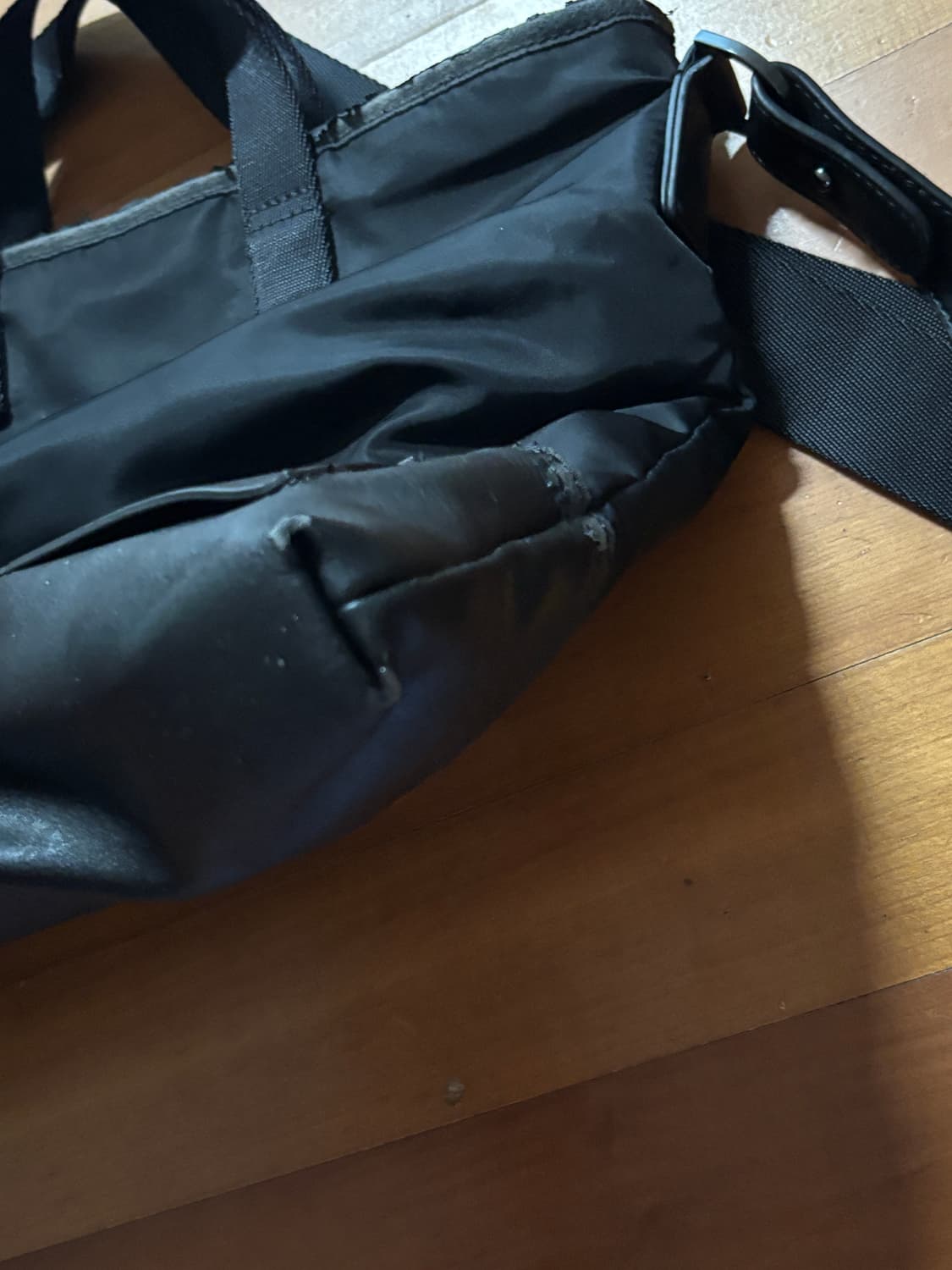vintages calvin klien leather cross bag 상품이미지3