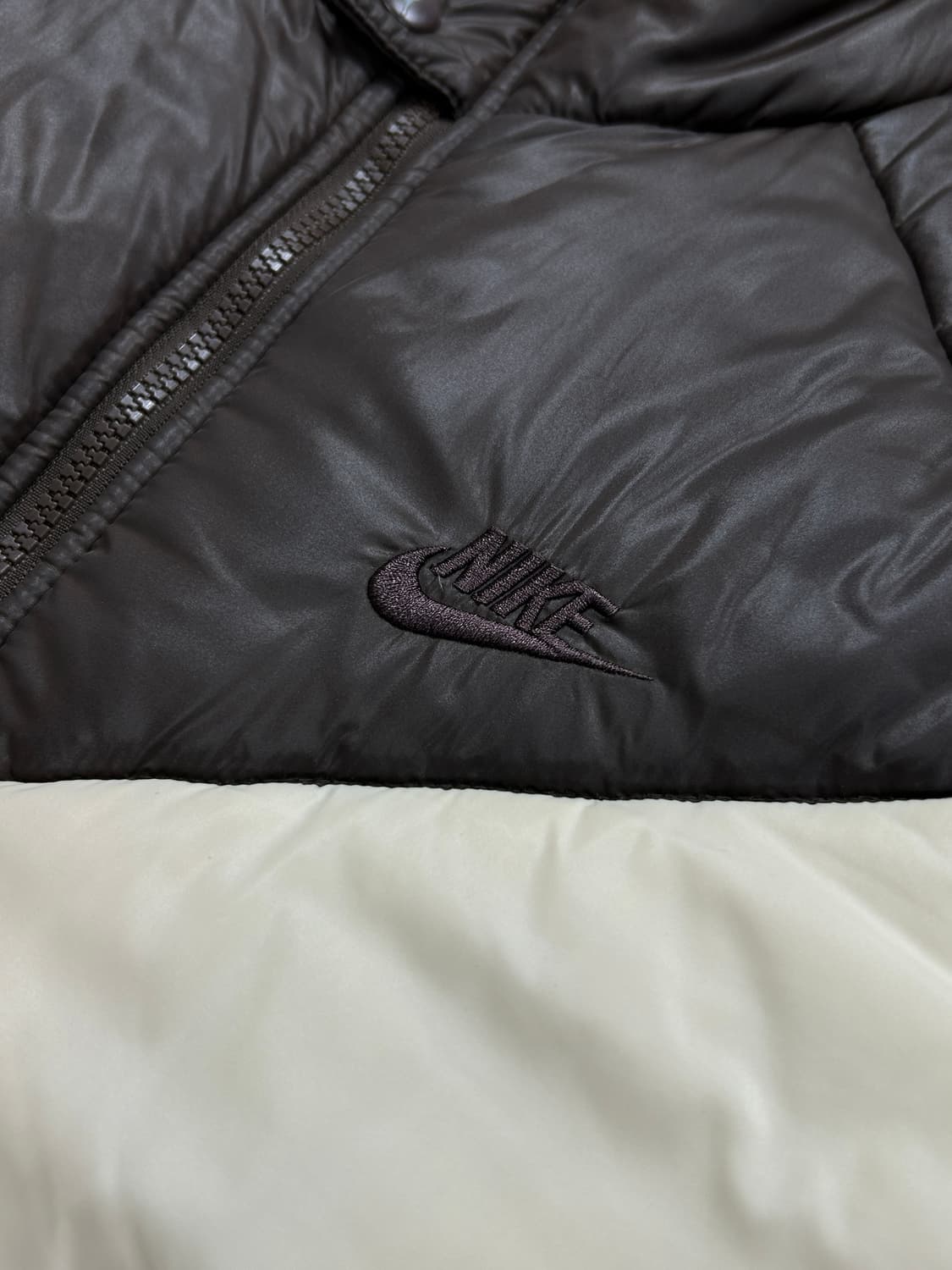 나이키 00‘s 브라운 배색 숏패딩 L  상품이미지3