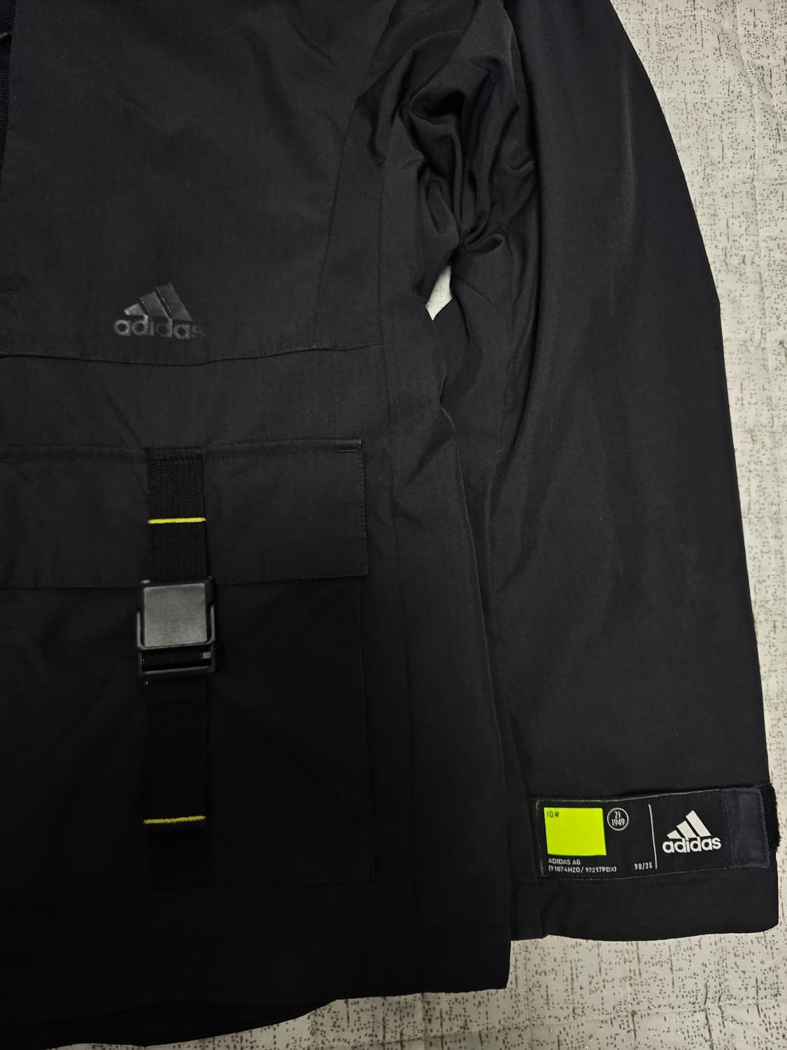 아디다스 테크 우븐 백 자켓 상품이미지2