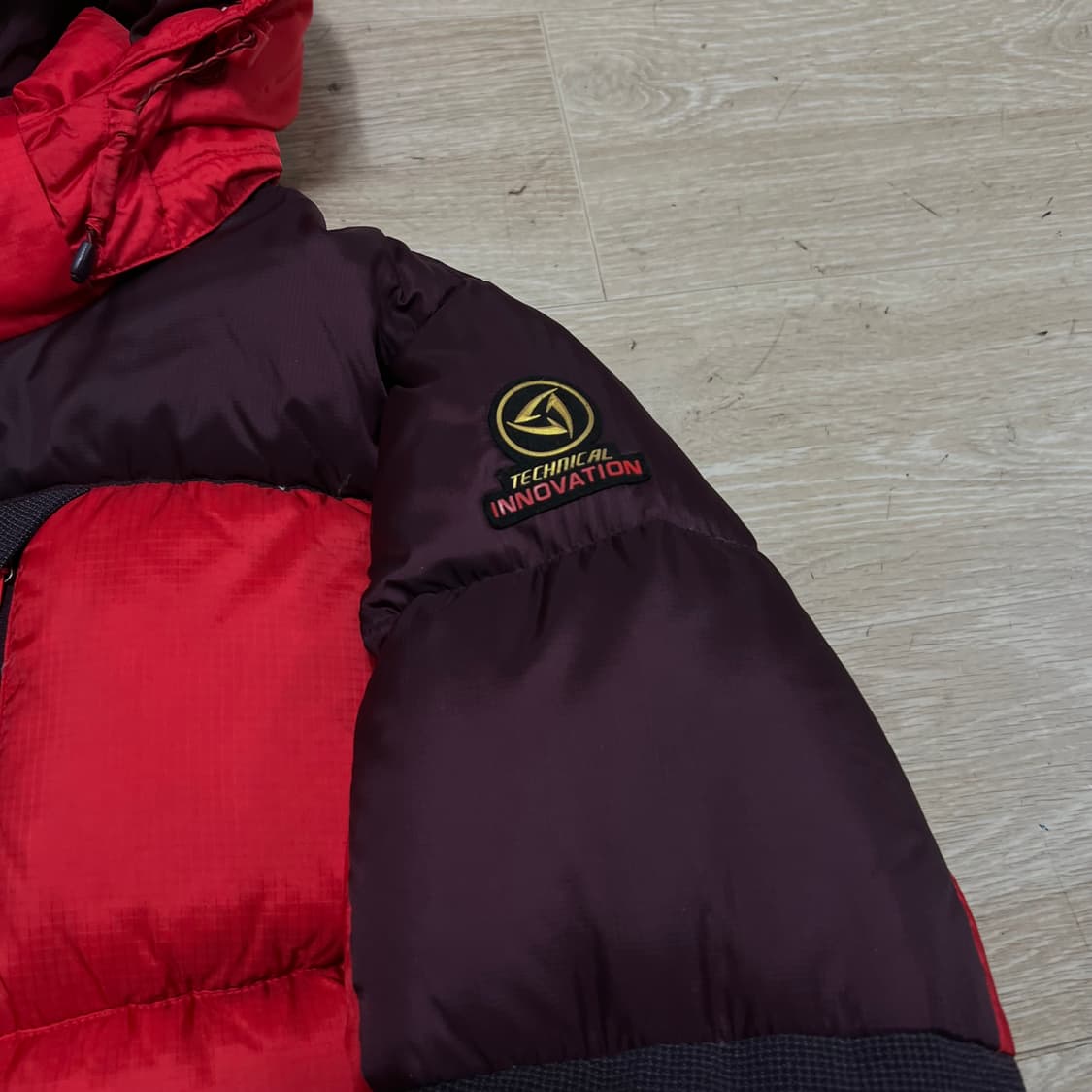 프로월드컵 구스다운 700 배색 후드 패딩 점퍼 [레드] L/100 상품이미지4