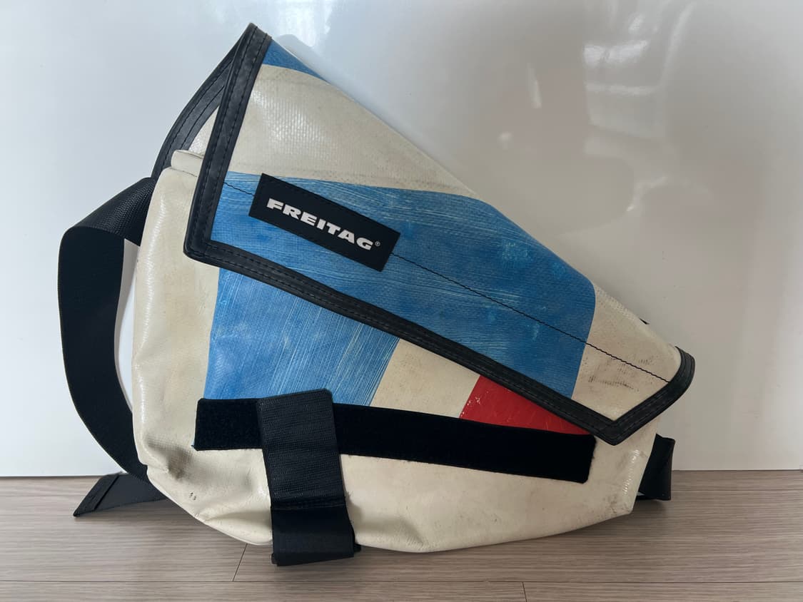 프라이탁 f31 나이트라이더(단종 모델) 상품이미지1