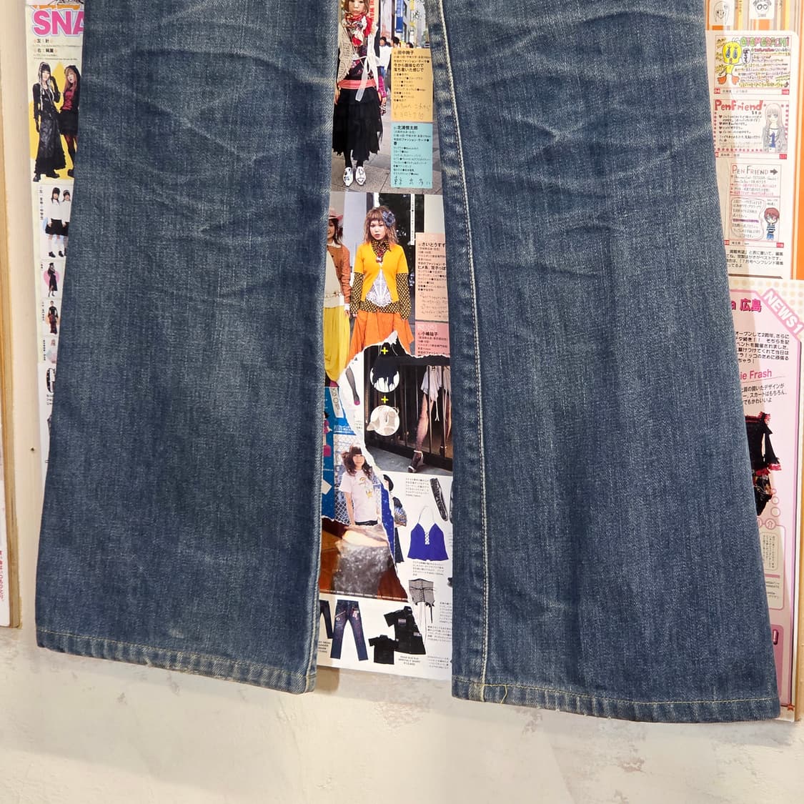 디젤 연청 워싱 부츠컷 데님 팬츠 상품이미지3