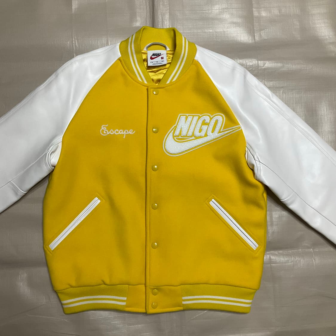 나이키 니고 바시티 자켓 옐로우 M 상품이미지2