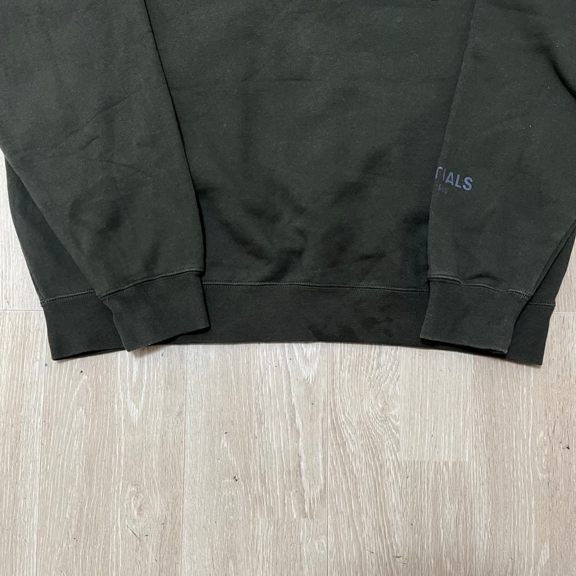 피어 오브 갓 에센셜 ESSENTIALS 맨투맨 카키 M(95) 상품이미지6