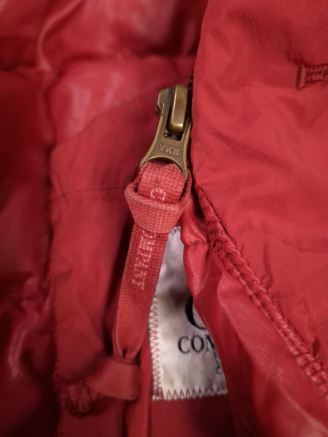 오리지날 C.P컴퍼니 나이크라 가먼트 다이 다운 고글 자켓 상품이미지6