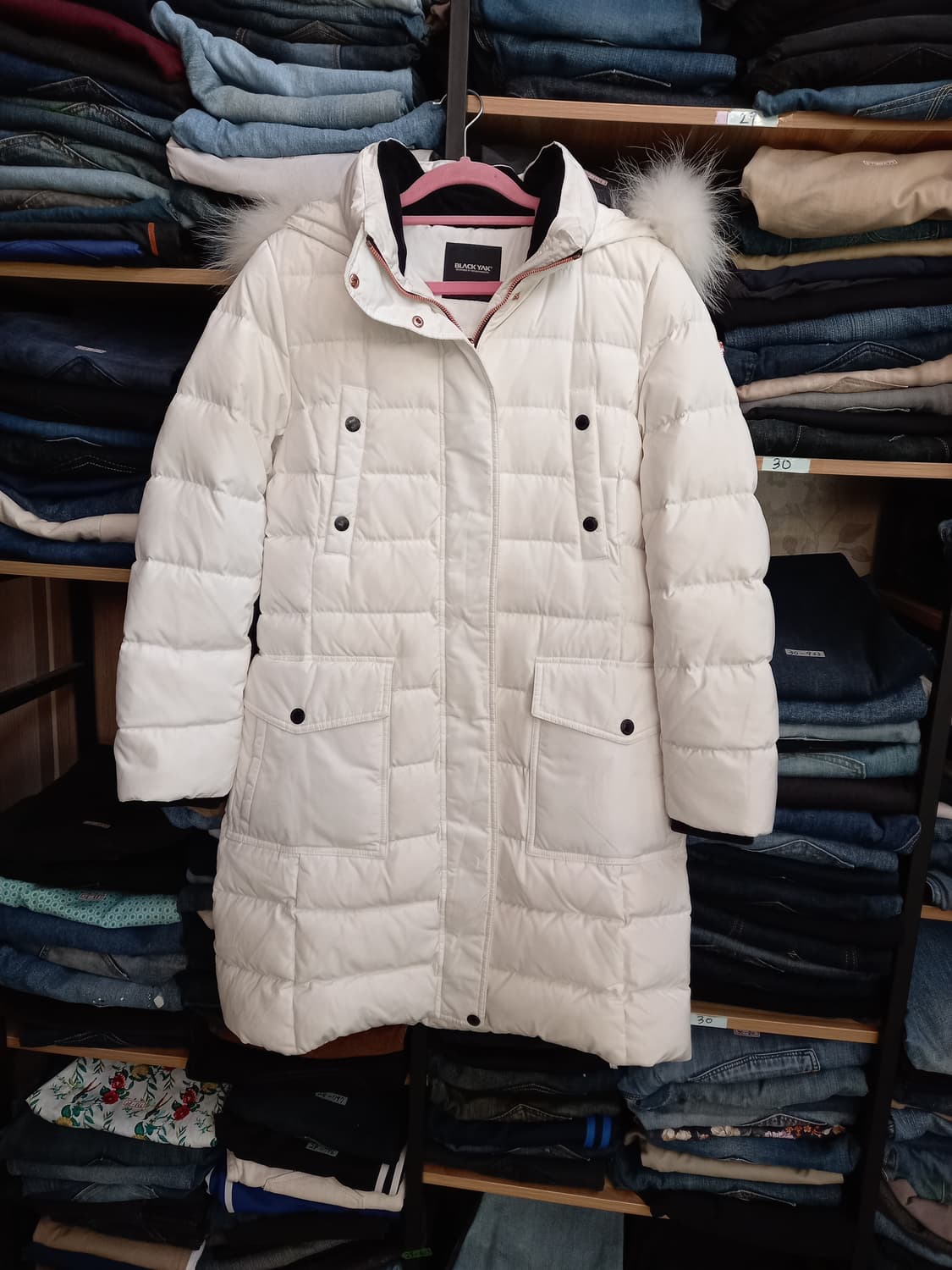 M95 BLACKYAK 덕다운 라쿤퍼 롱패딩 화이트 M-979 상품이미지1