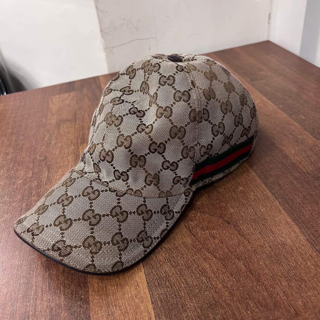 구찌 오리지널 GG 컨버스 로고 베이스볼캡 상품이미지3