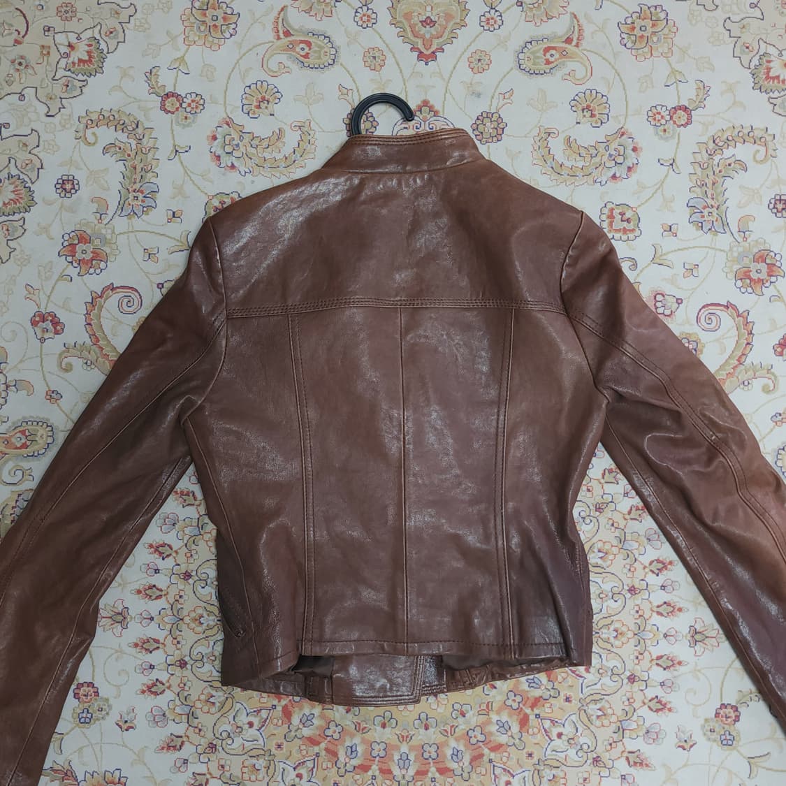 VOV 보브 양가죽 여성 라이더 자켓
55 상품이미지2