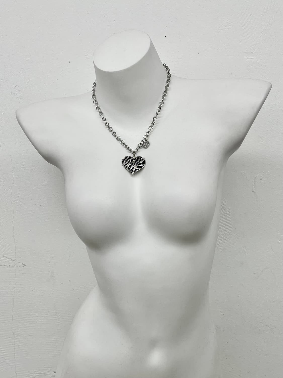 게스 갸루 지브라 큐빅 네크리스 상품이미지3