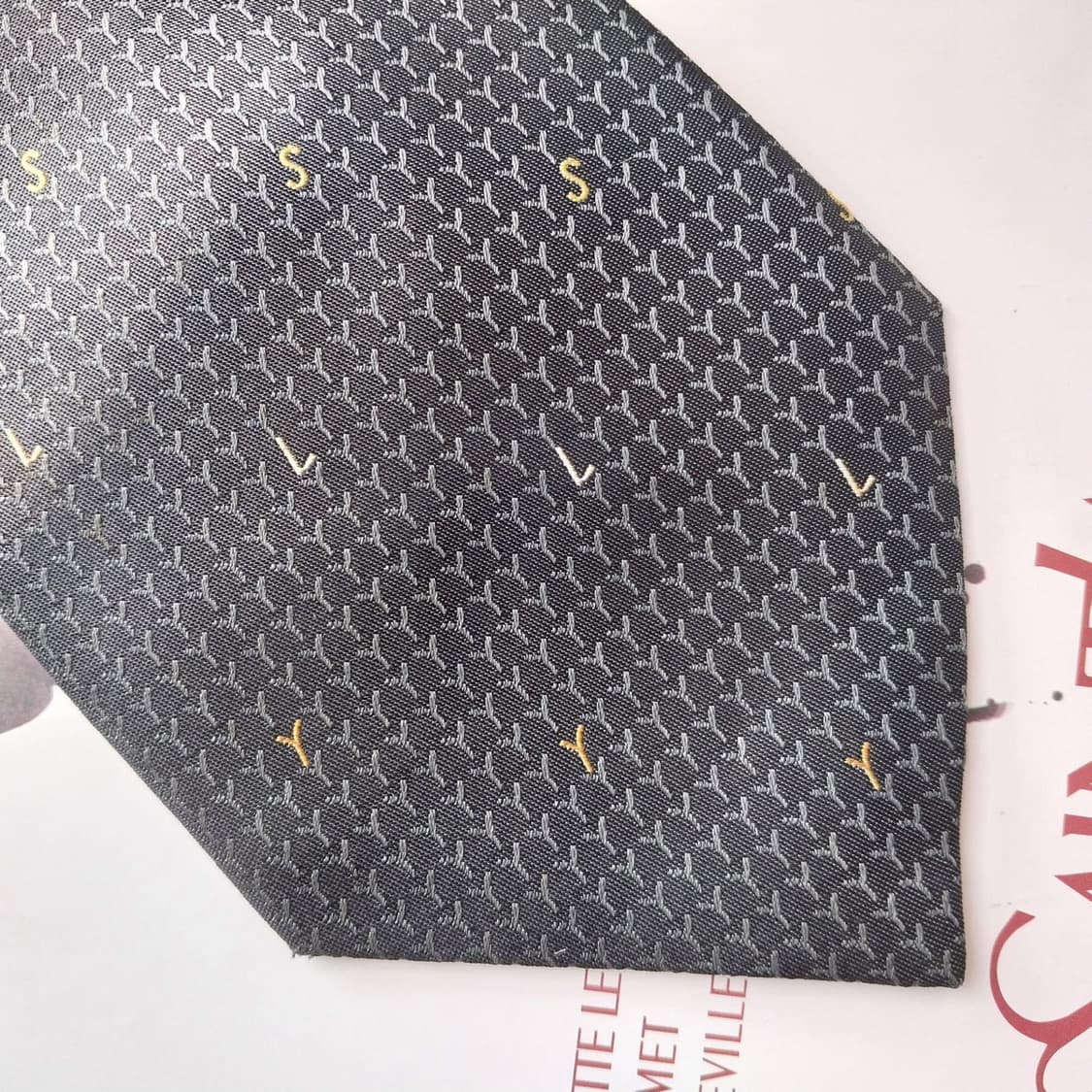 입생로랑 넥타이 블랙 이니셜 패턴 9.7cm A+등급 K2147 상품이미지7