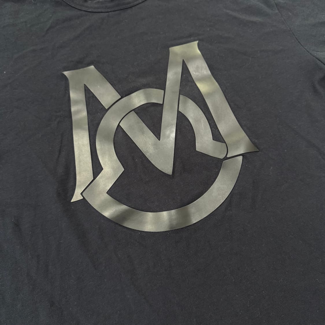 몽클레어 고무 로고 반팔티  상품이미지4