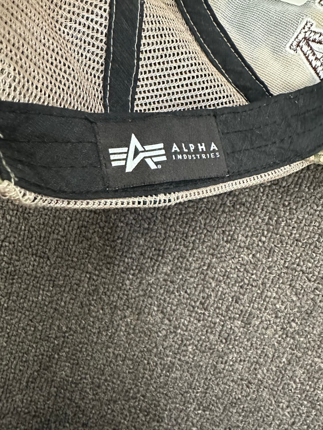 알파인더스트리 빈티지 레터링 자수 메쉬캡 상품이미지5