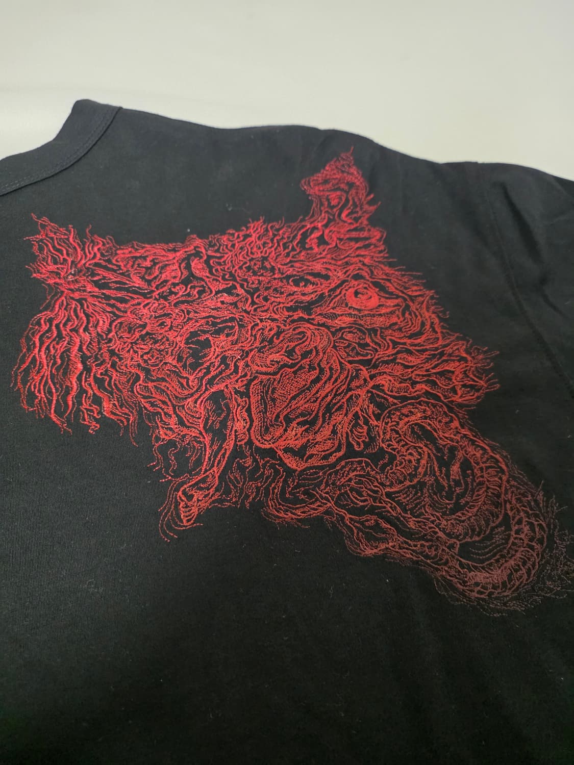 송지오옴므 나이트 엠브로이드 자수 반팔 50(105) 상품이미지3