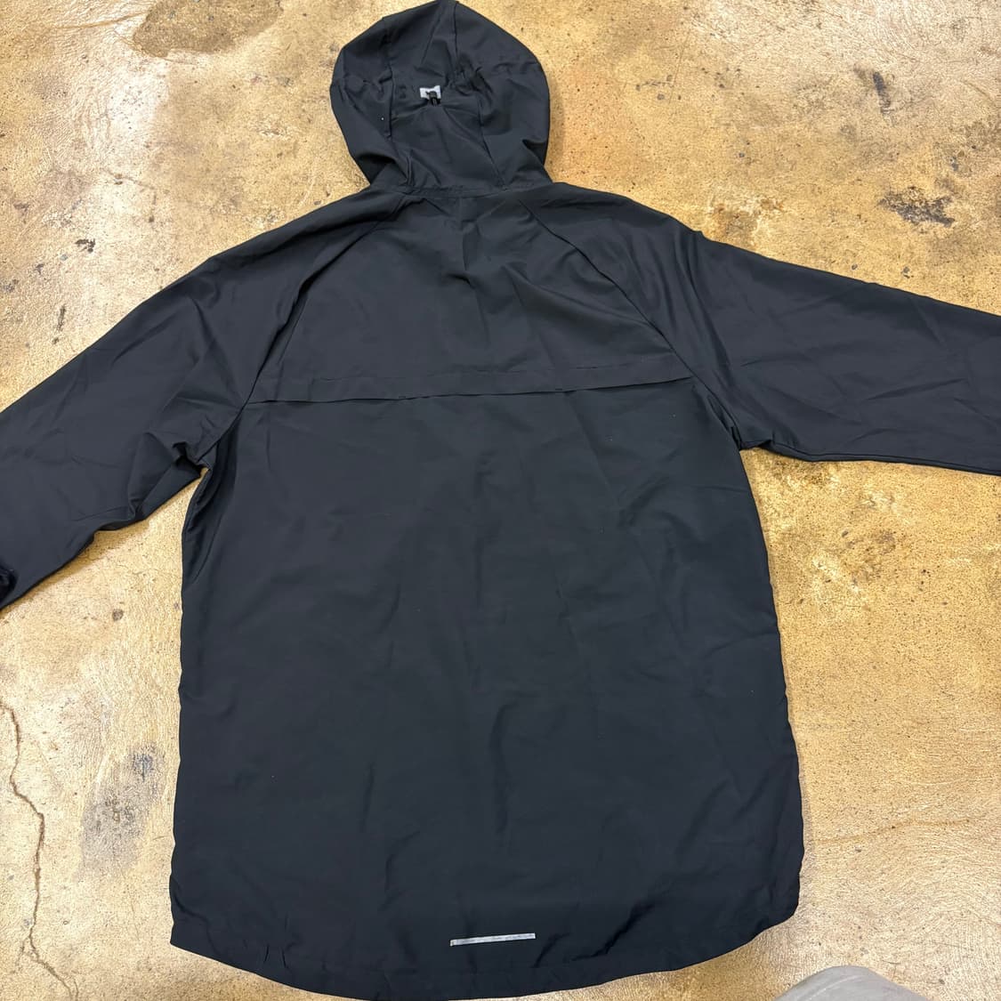 [정품/L,100] 나이키 에센셜 후드 바람막이 자켓 b18 상품이미지4