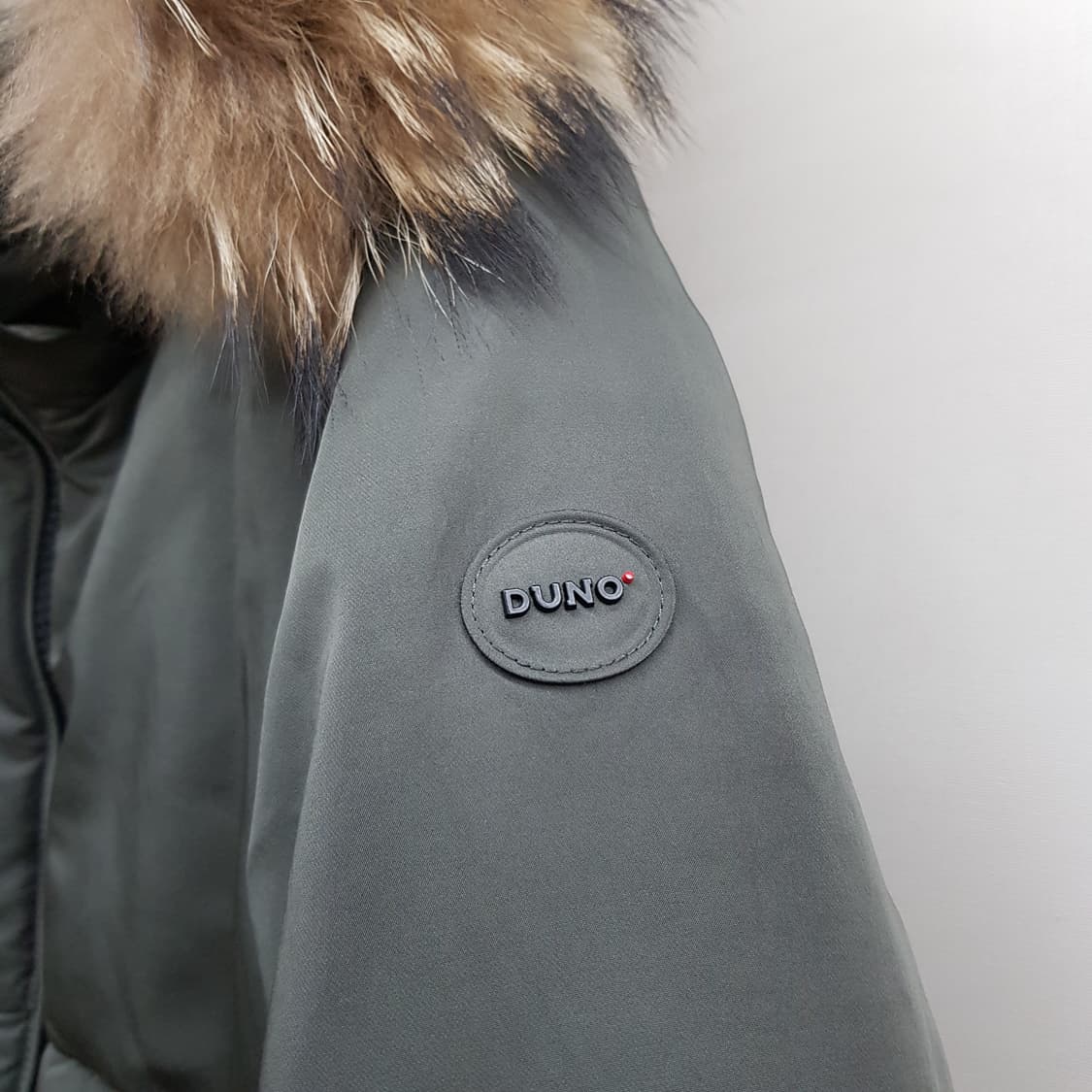 DUNO 폭스퍼 후드 구스다운 롱 패딩 IT 40사이즈 상품이미지4