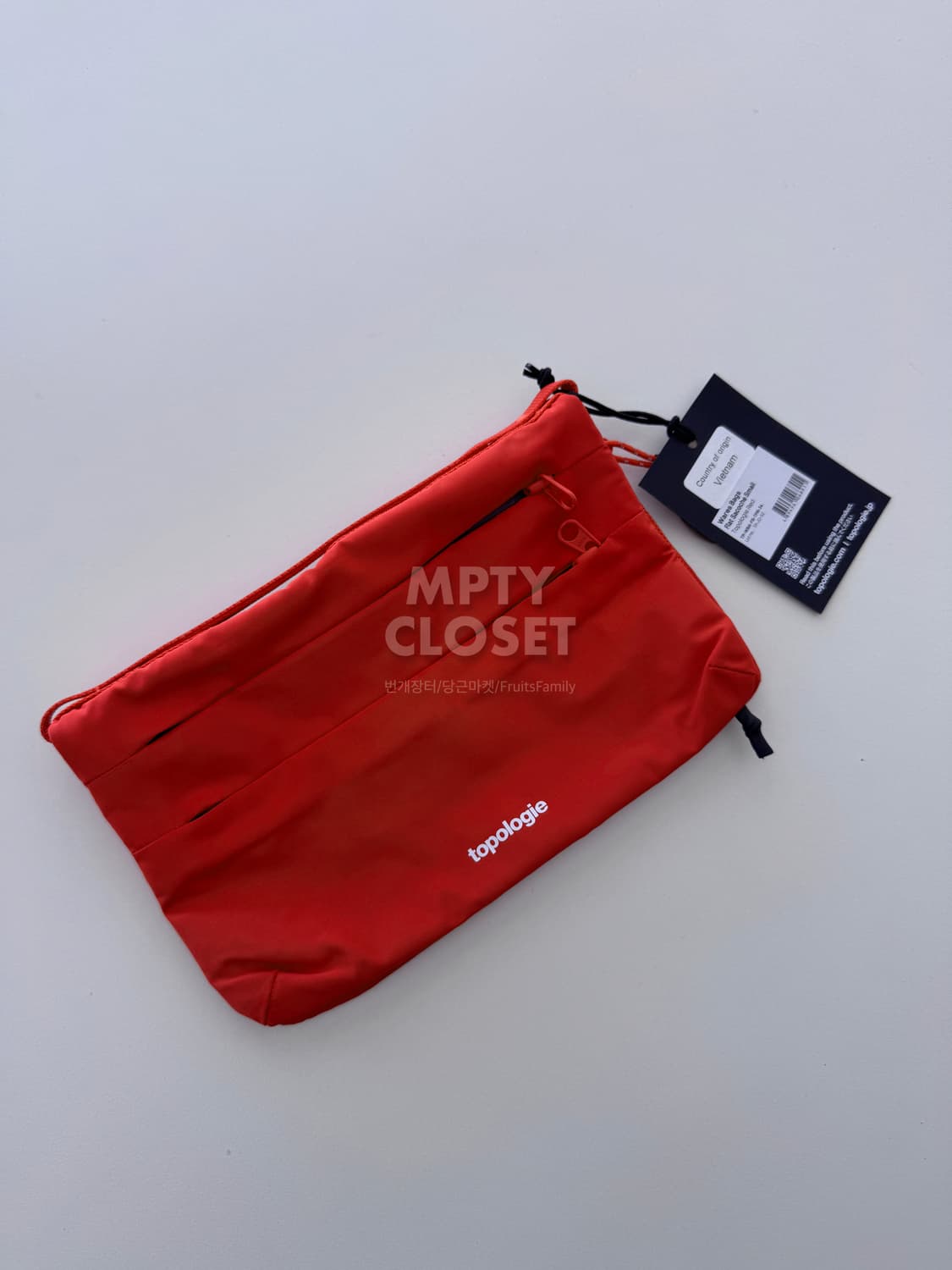 토폴로지 플랫 사코슈백 스몰 레드 상품이미지1