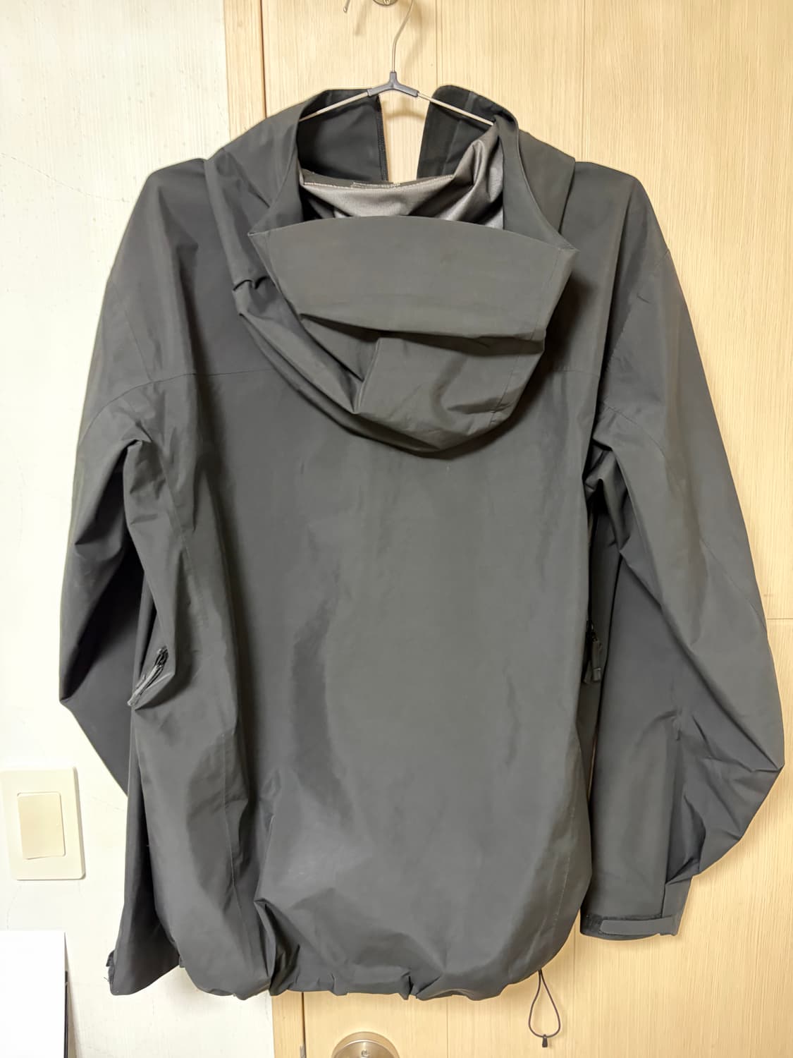 아크테릭스 베타 LT 자켓 블랙 상품이미지2