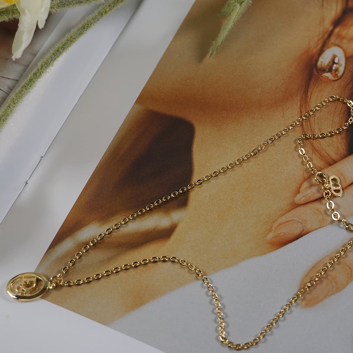 디올 오벌 펜던트 빈티지 목걸이 상품이미지4