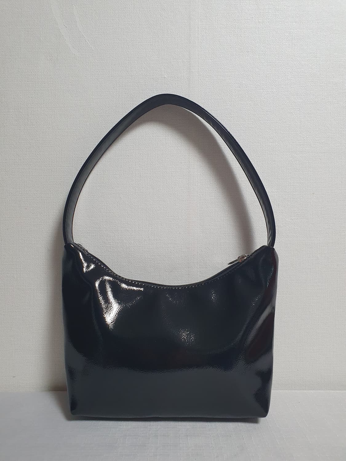 이미스 에나멜 호보백  상품이미지4