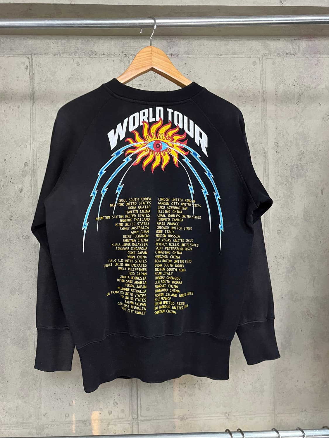 Givenchy Star World Tour Sweatshirt 상품이미지4