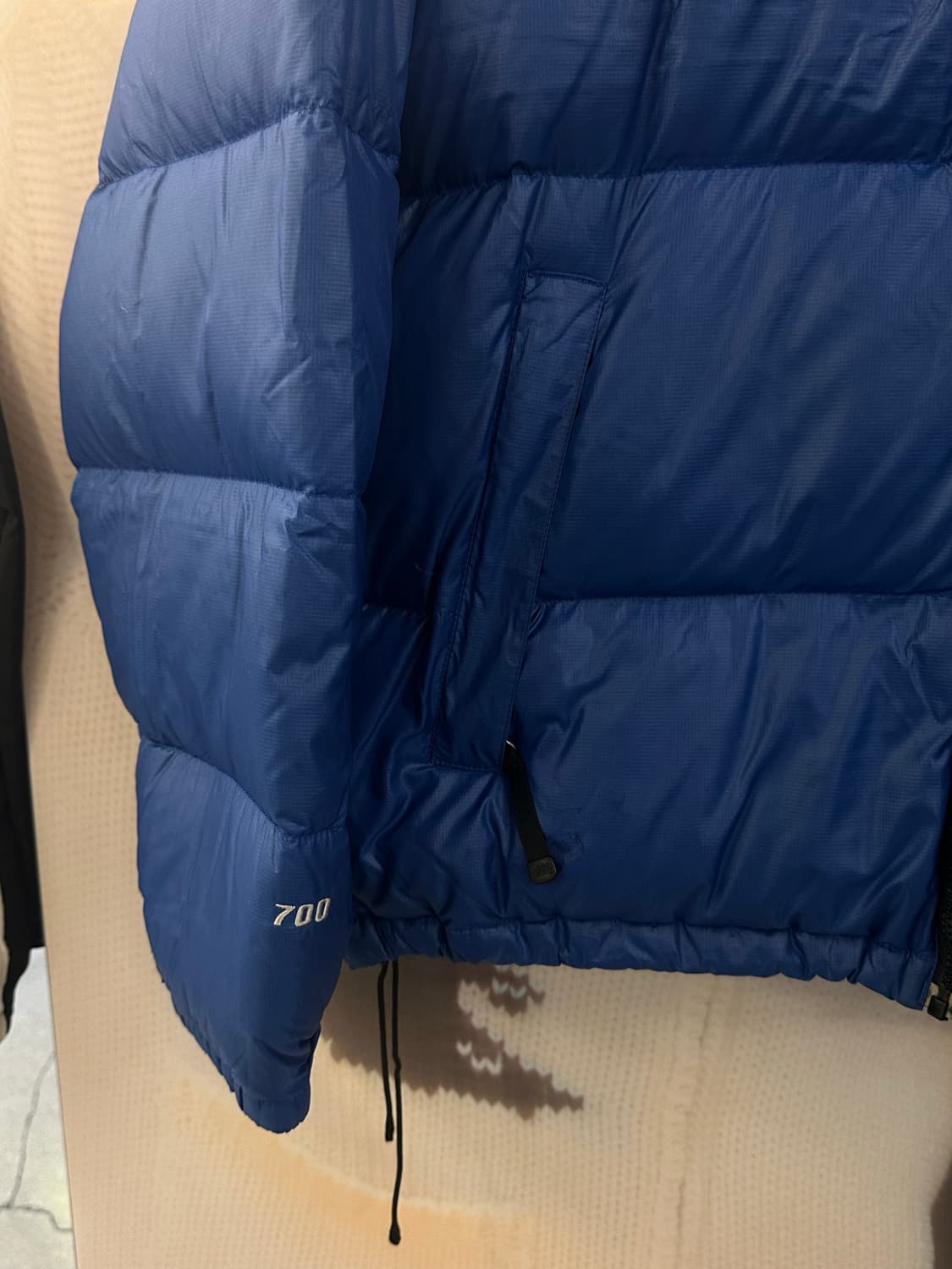 노스페이스 블루 700 눕시패딩 상품이미지4