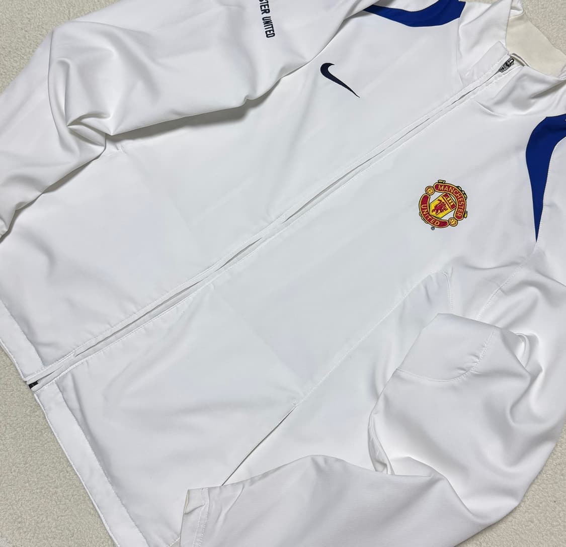 나이키 맨유 05/06 흰파 바람막이 상품이미지5