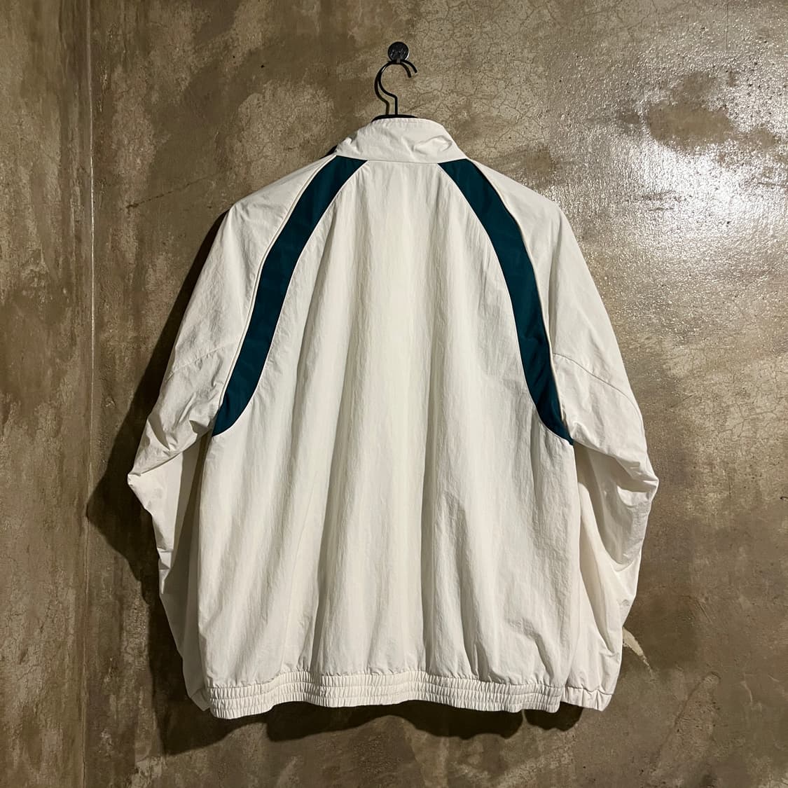 뉴발란스 바람막이 자켓 상품이미지4