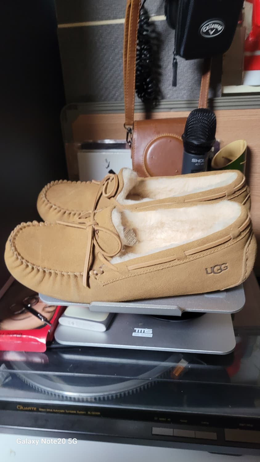 어그 스니커즈 상품이미지3