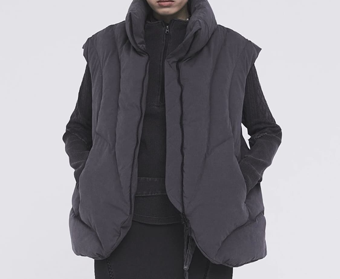 2) hyein seo 혜인서 패딩조끼 상품이미지1