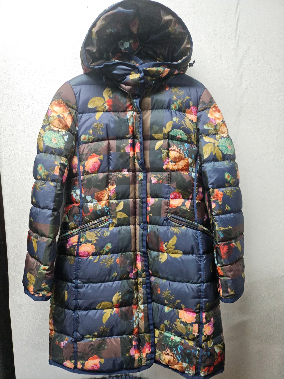 크로커다일 플라워 패턴 롱 패딩 점퍼  90 상품이미지1