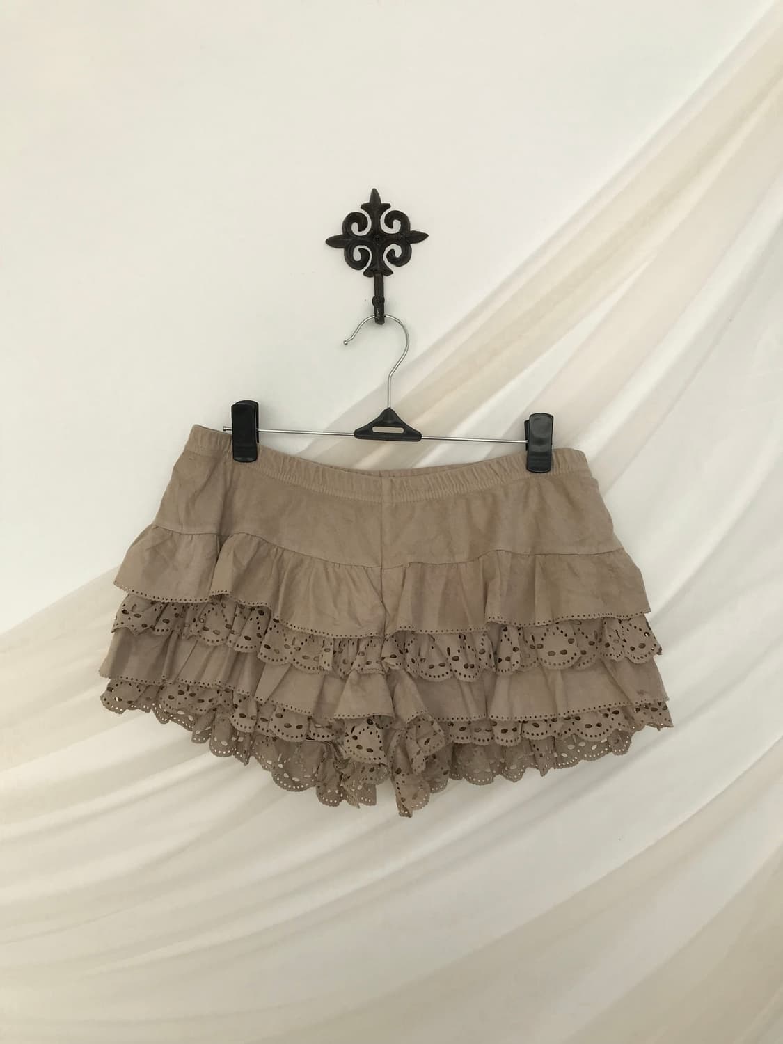 뮤트 브라운 레이스 디테일 쇼츠 상품이미지2