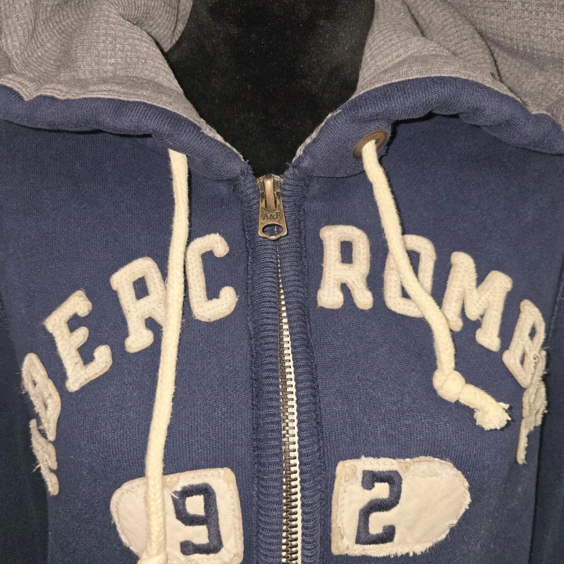 아베크롬비 앤 피치 빈티지 로고 후드 집업 상품이미지3