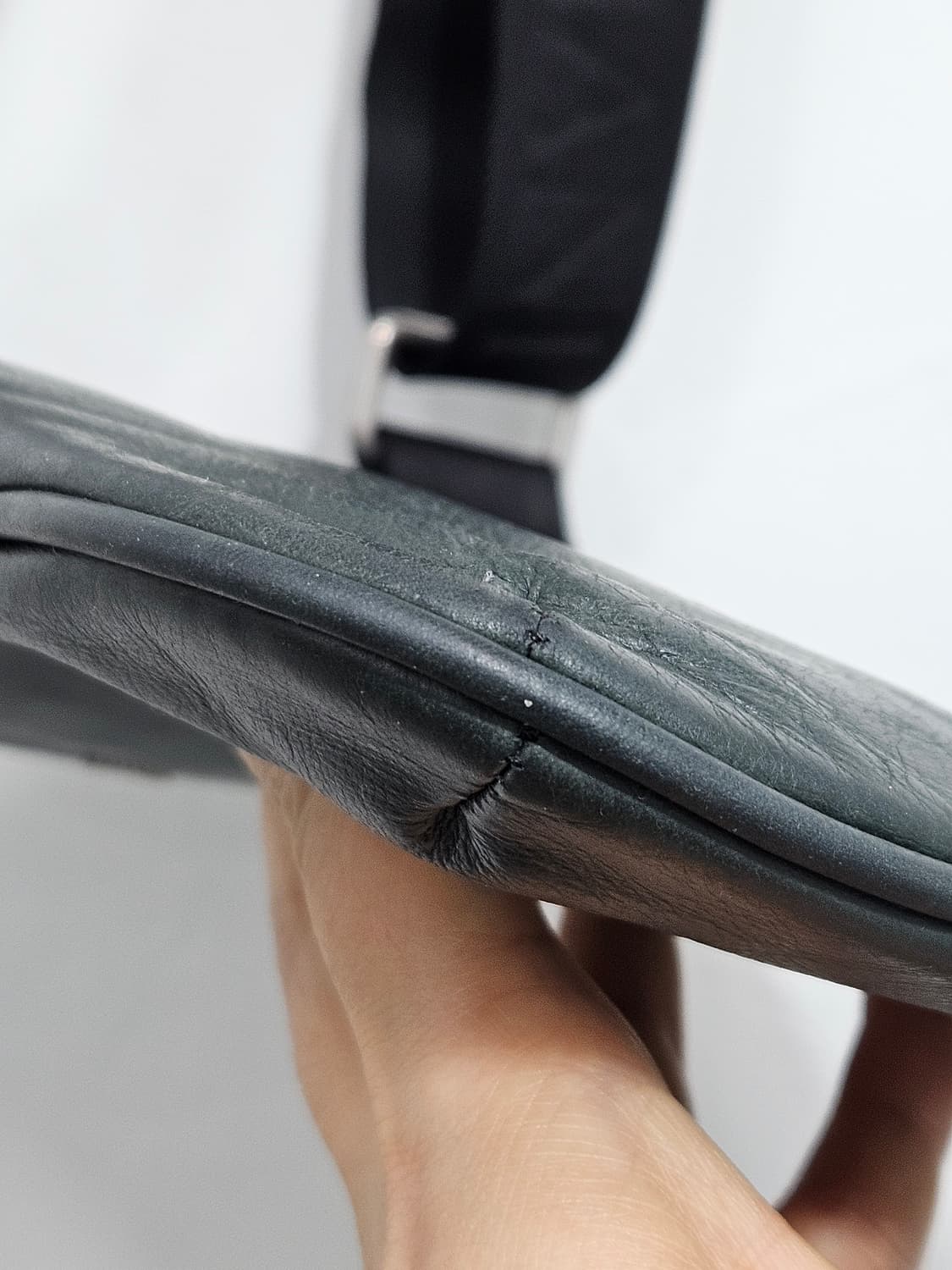 아르마니진(Armani Jeans) 빈티지 가죽 크로스백  상품이미지8