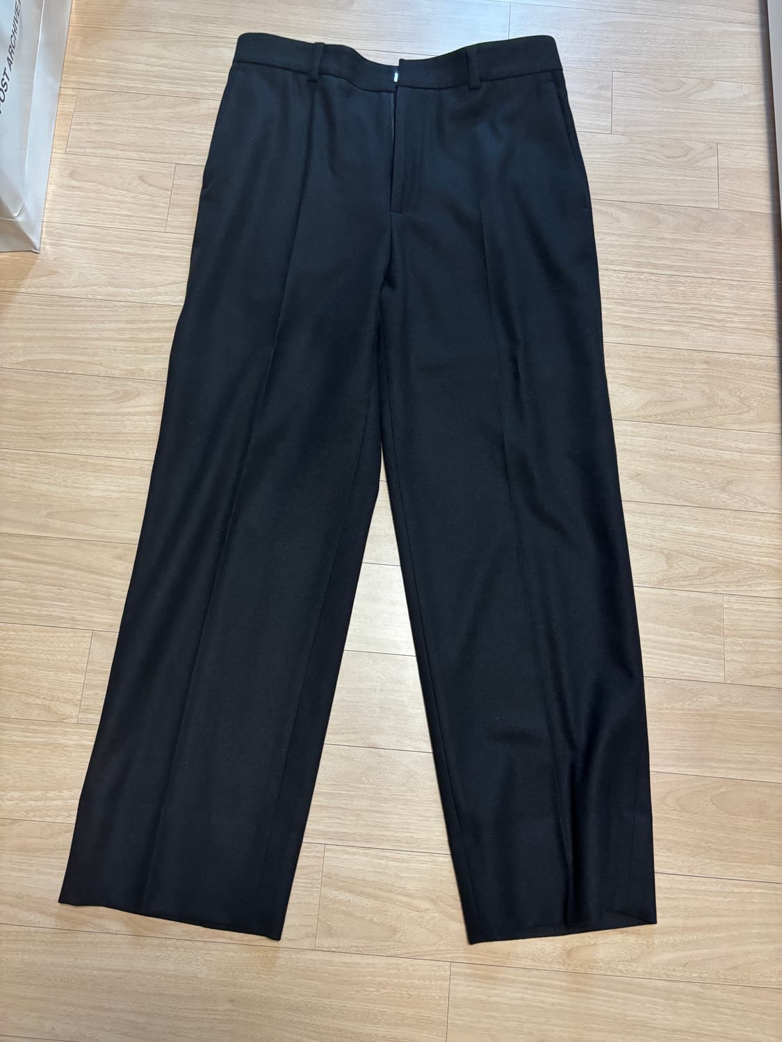 [2] 포터리 울 플란넬 스트레이트 팬츠 블랙 상품이미지1