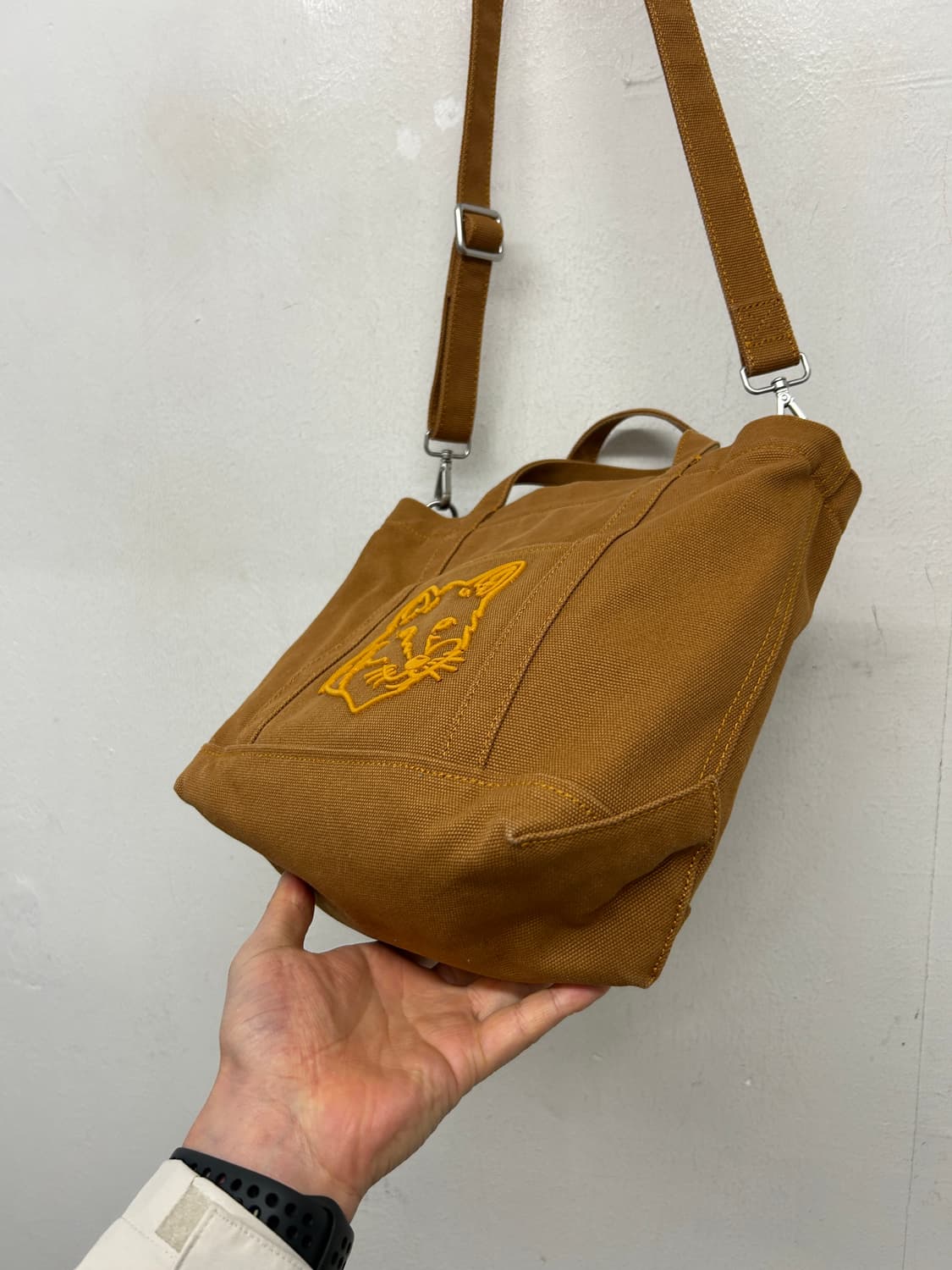 메종키츠네 폭스 자수 캔버스 토트백 스몰 상품이미지4