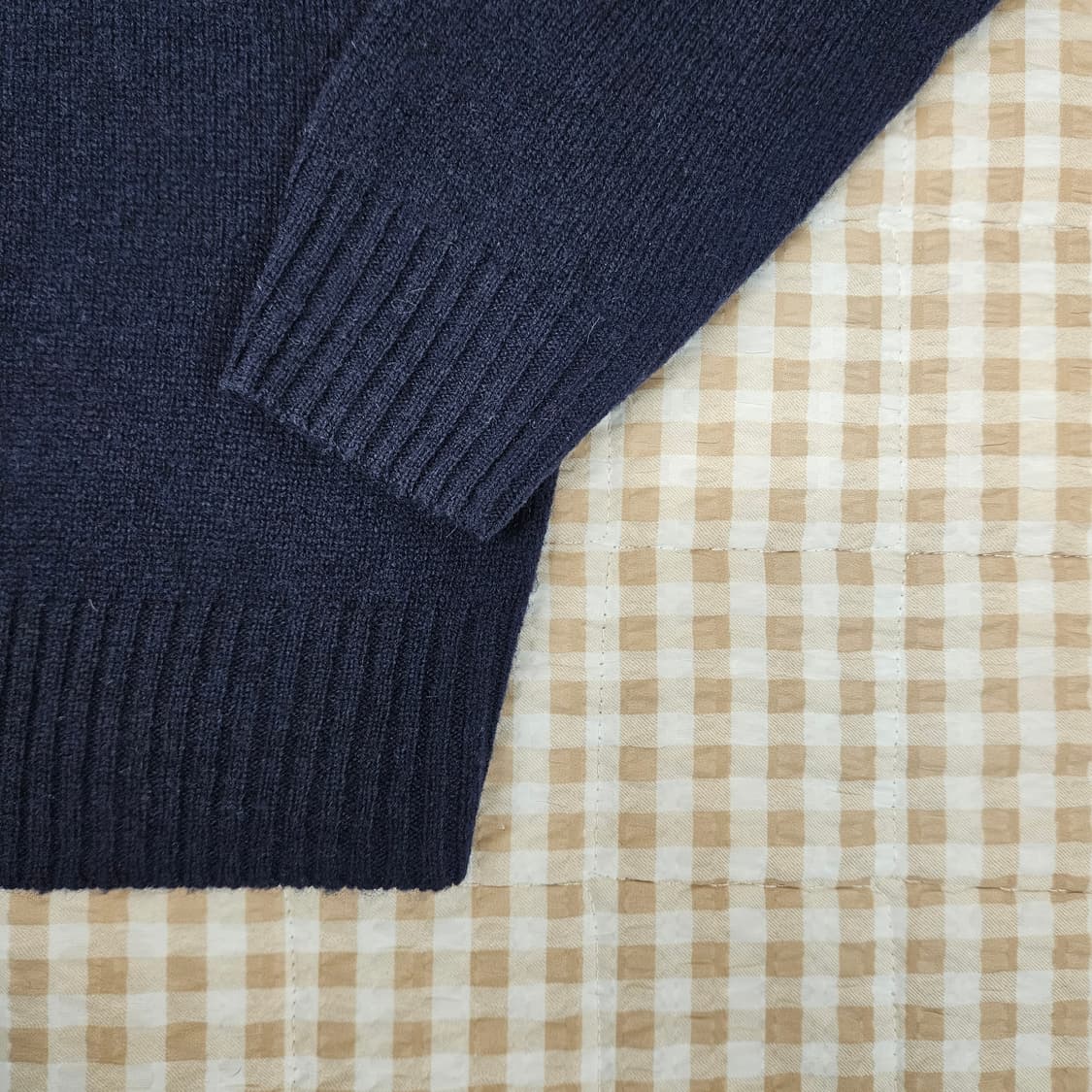 유니클로 울100 긴소매 니트 남자100 상품이미지4