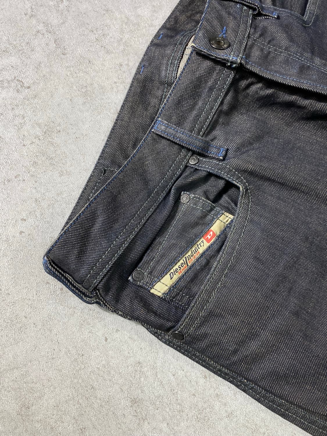 [32] DIESEL 디젤 자티니 레귤러 부츠컷 데님팬츠 상품이미지4