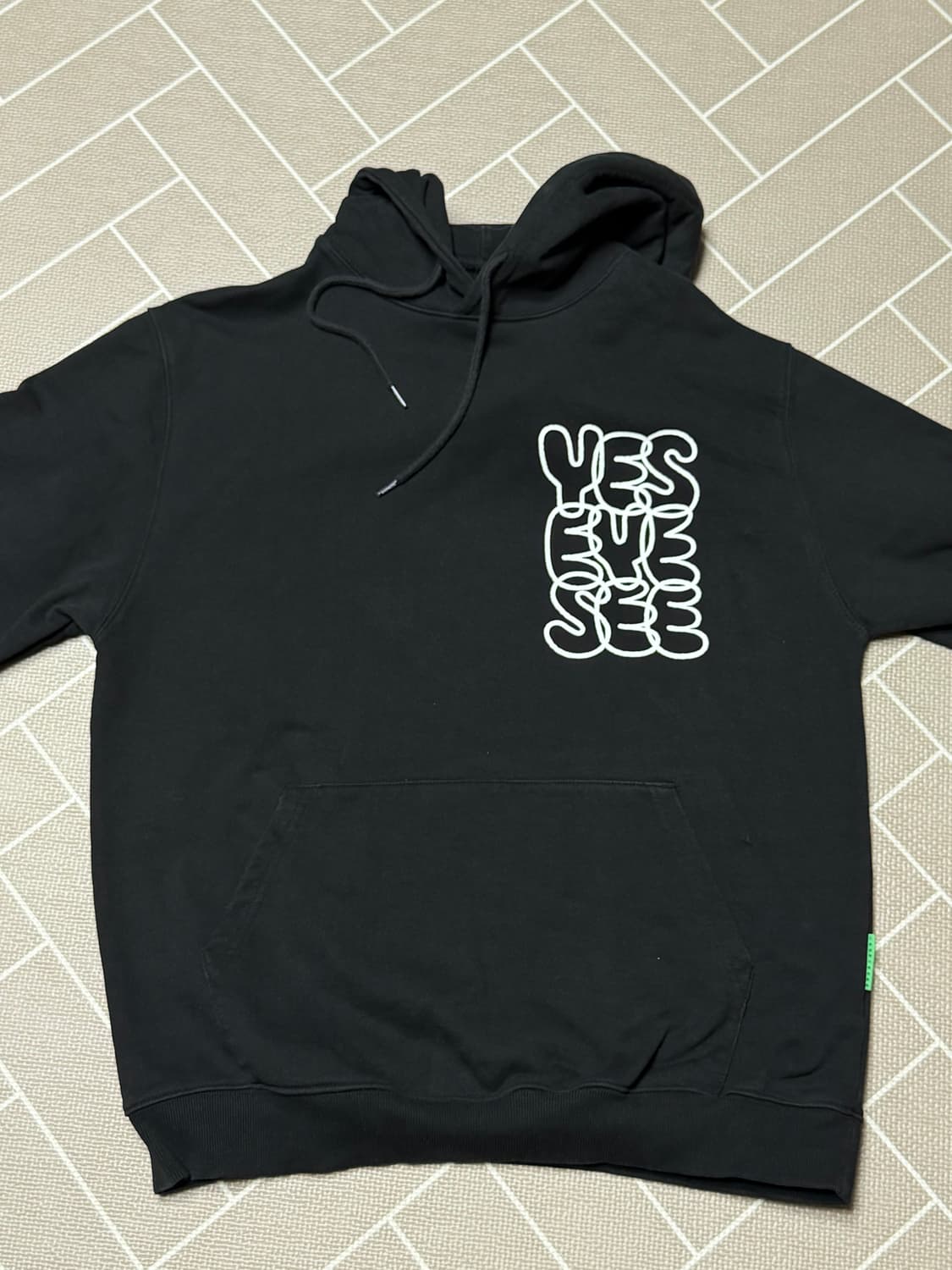 Yeseyesee 예스아이씨 후드티 블랙 상품이미지1