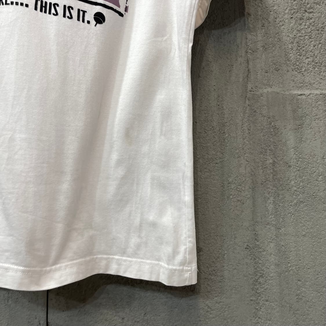 유니클로 x 나루토 용서해라 사스케 티셔츠 상품이미지6