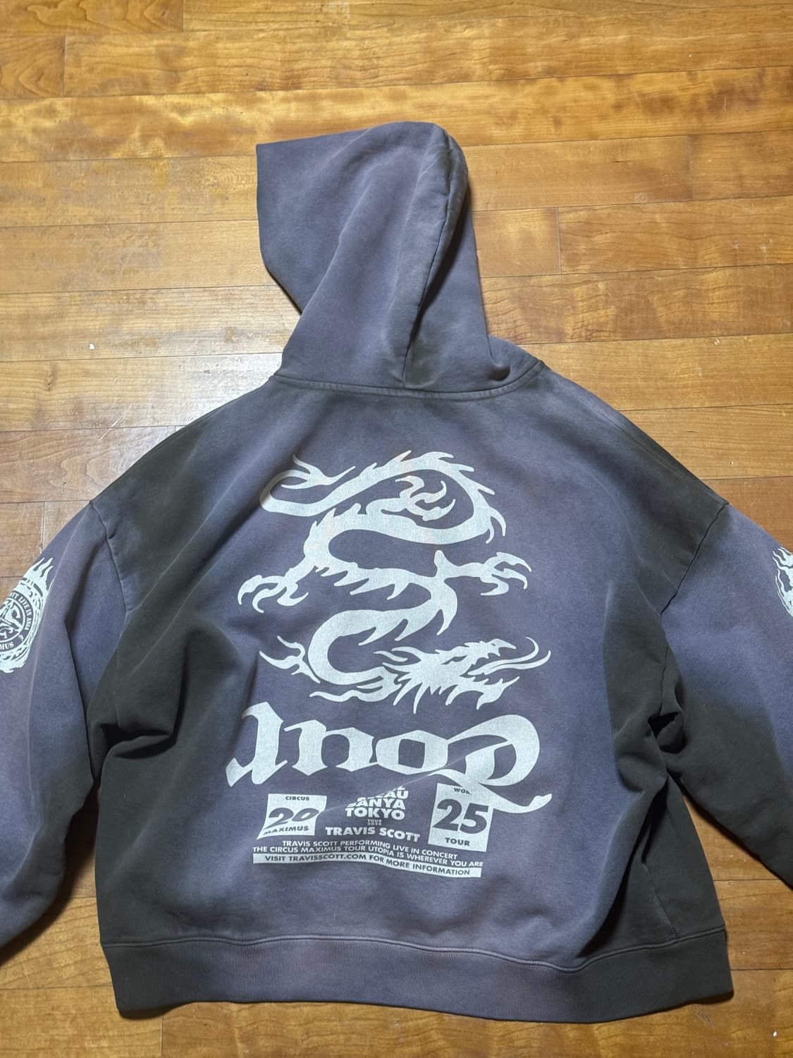 트래비스 스캇 머천 후드집업 상품이미지2