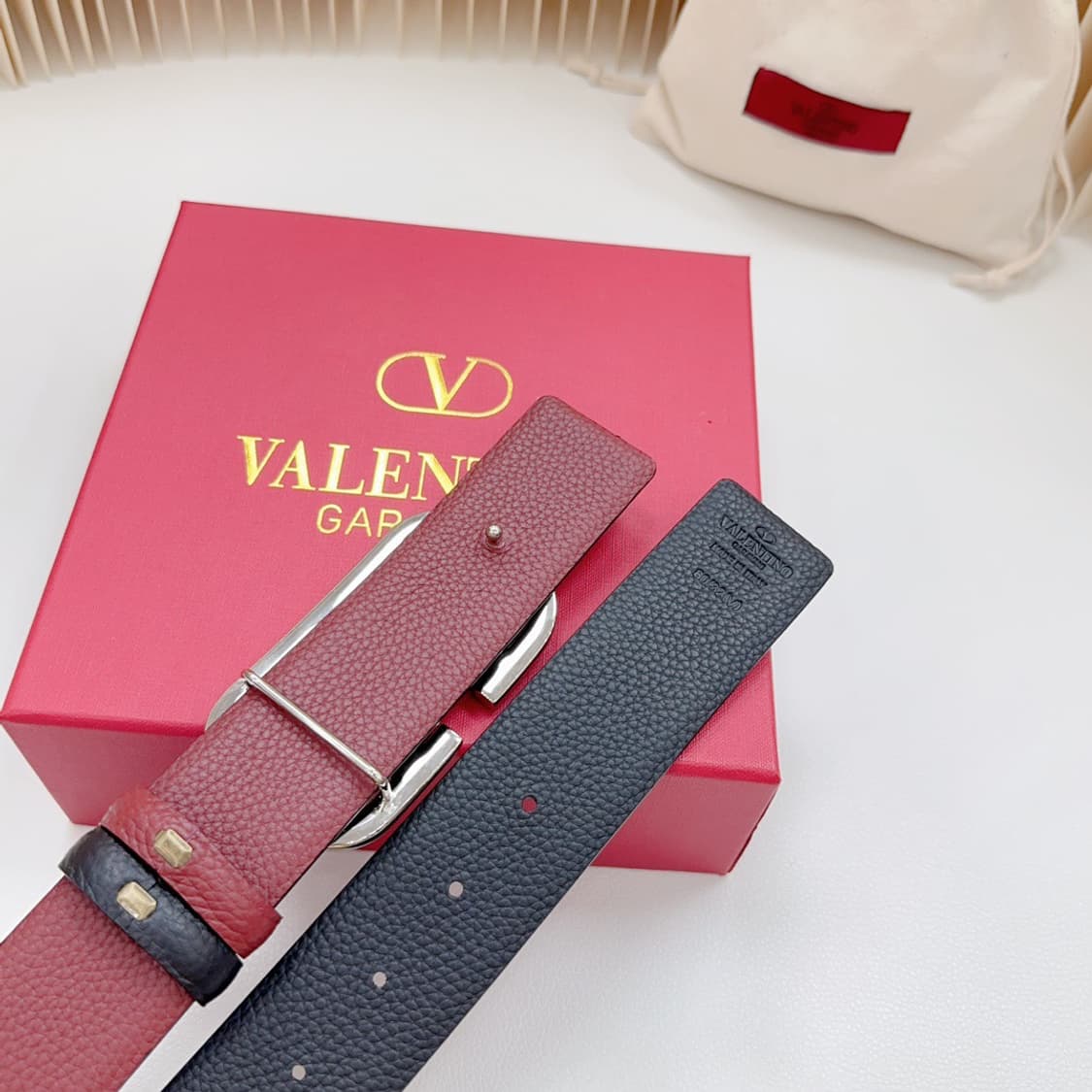 발렌티노 V로고 양면 벨트 상품이미지8