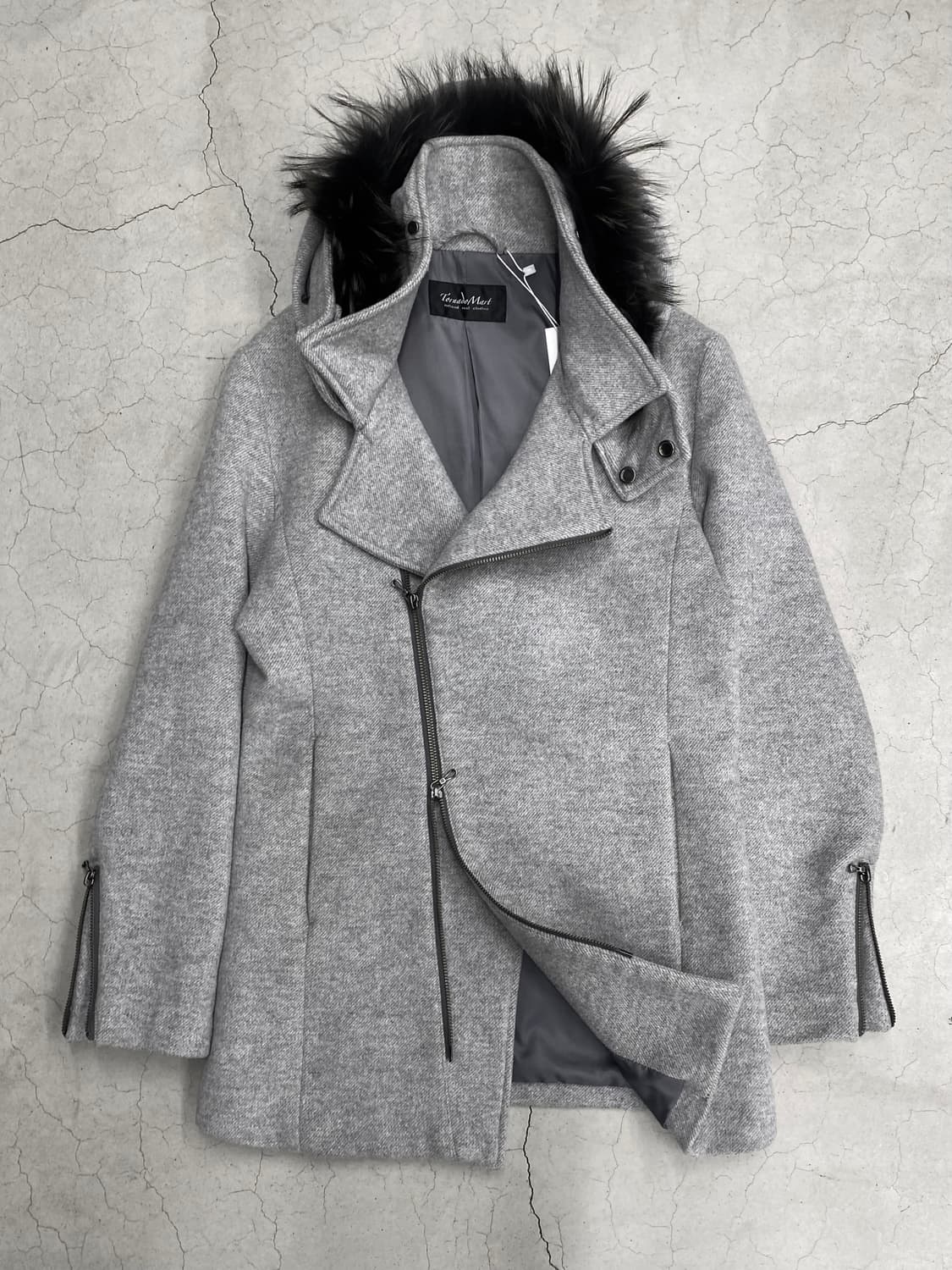 토네이도 마트 비대칭 퍼 코트 상품이미지1