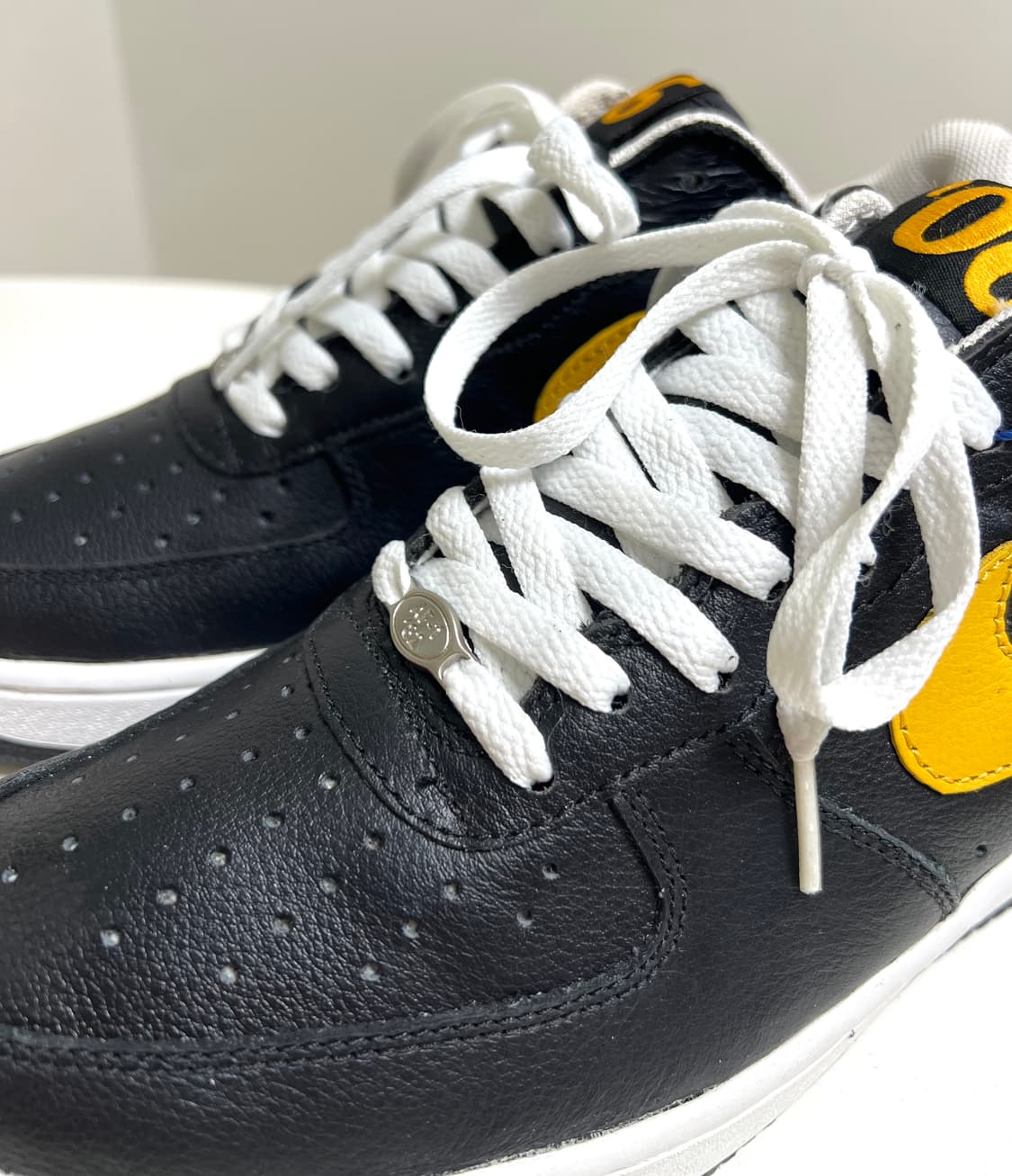 [275] 나이키 에어 포스 원 로우 06 필라델피아 흑인의날  상품이미지2