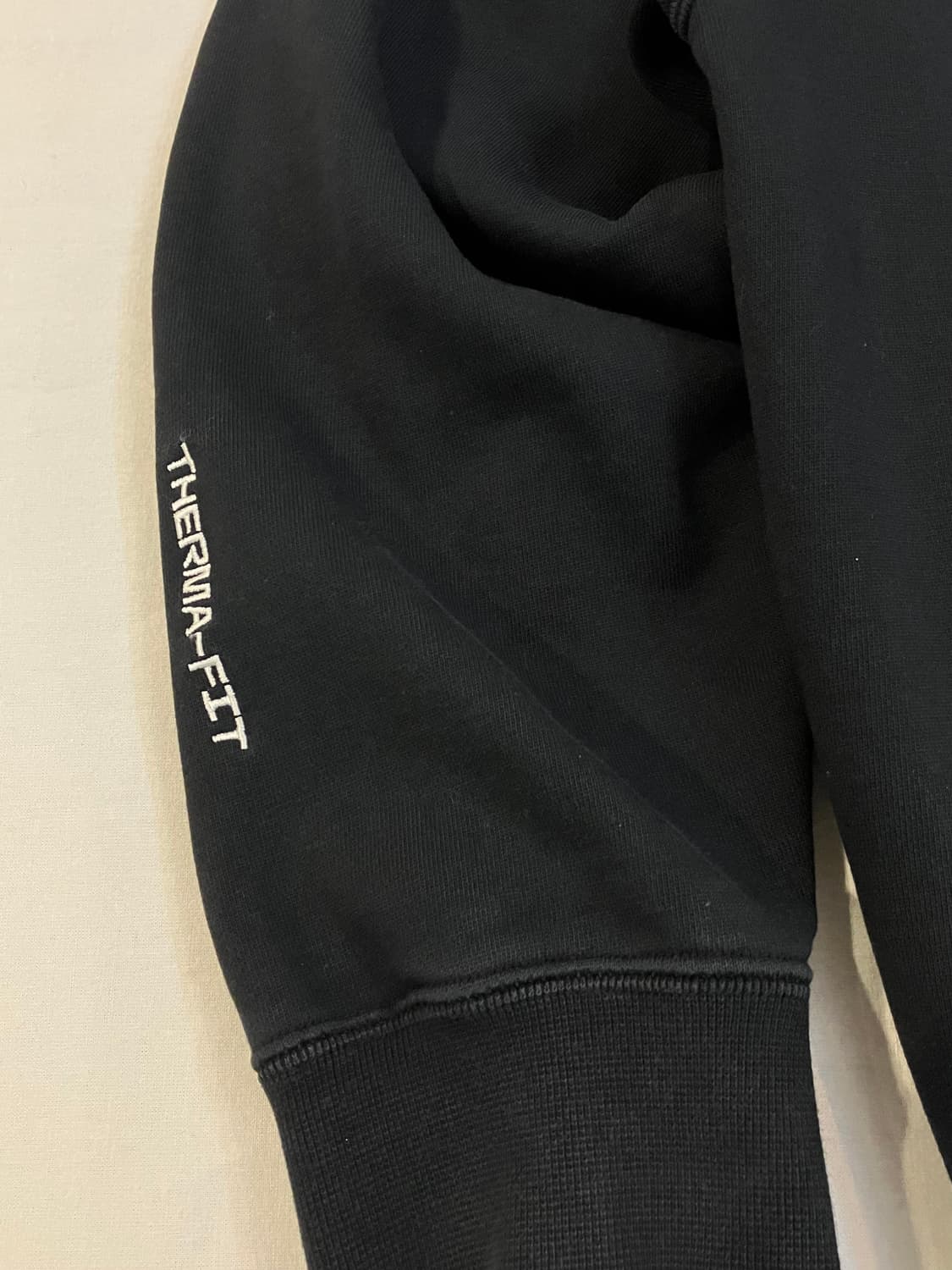 나이키 ACG 써마핏 맨투맨 크루넥 스웻셔츠 블랙 상품이미지2